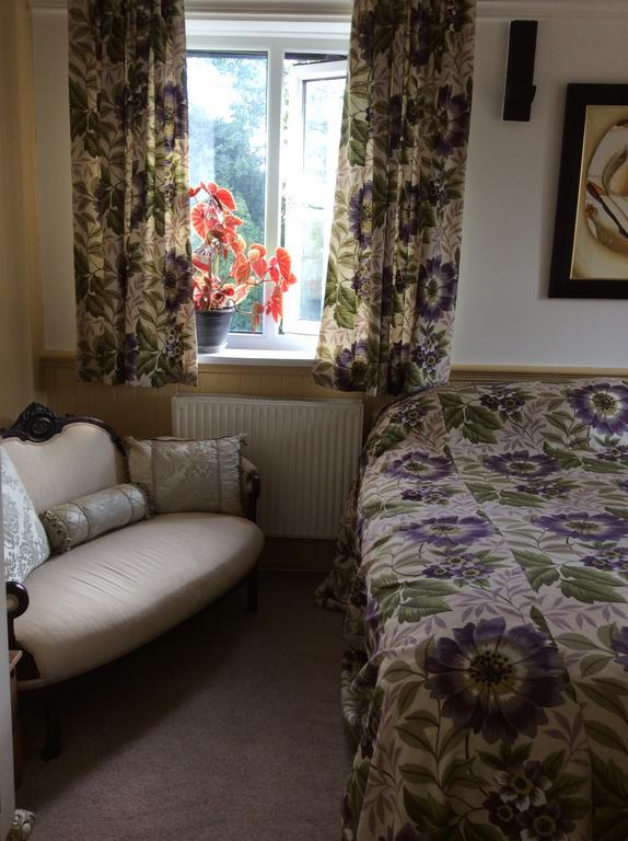 The Coach House Bed & Breakfast Dawlish Exterior photo